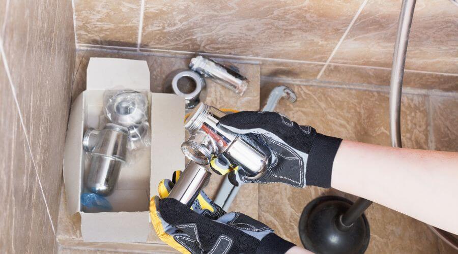 Professional gutter cleaning in Bristol, IL